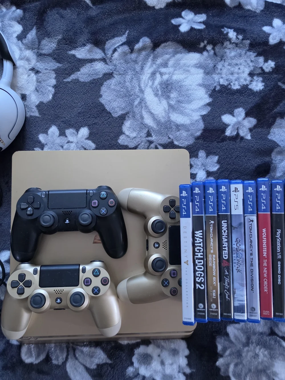 Sony playstation ps4
